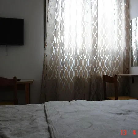 Apartment Mini Lera ,pazinska 7 *