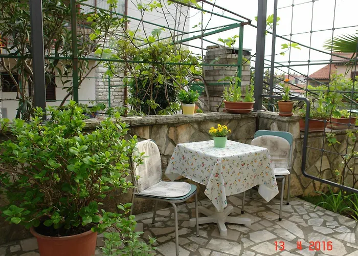 Mini Lera ,pazinska 7 * Poreč